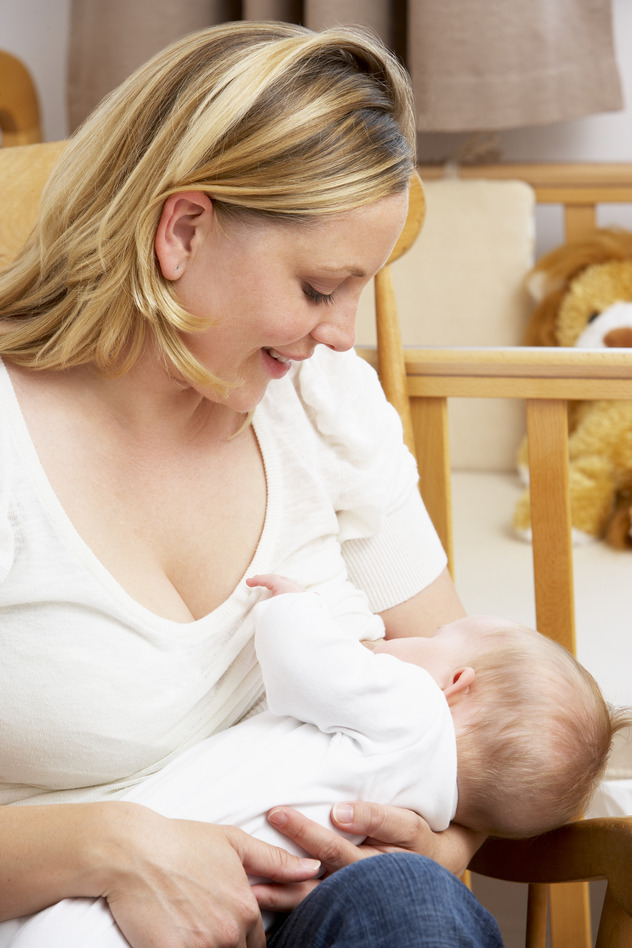 The GEM Debate: Should Nursing Moms Cover Up?